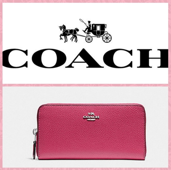 Coach Handbags - 🔥Weekend Special Coach Accordion Zip Wallet